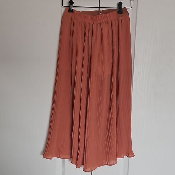 Women's Chiffon Pleated Wide-Leg Palazzo Capri Pants Peach - Picture 15 of 16